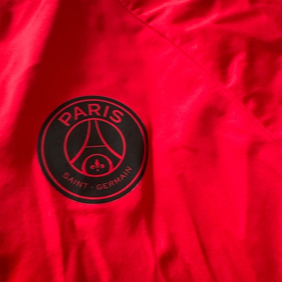 Paris St Germain Kit - Picture 3 of 8